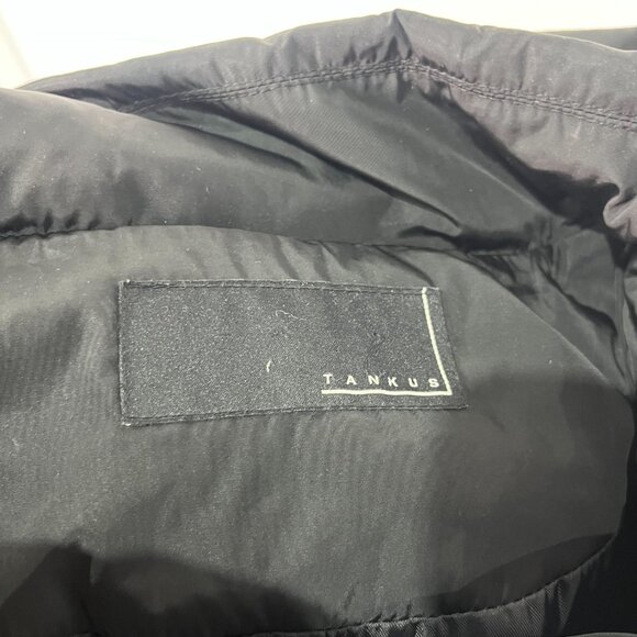 Tankus Women Black Puffer - Picture 4 of 4